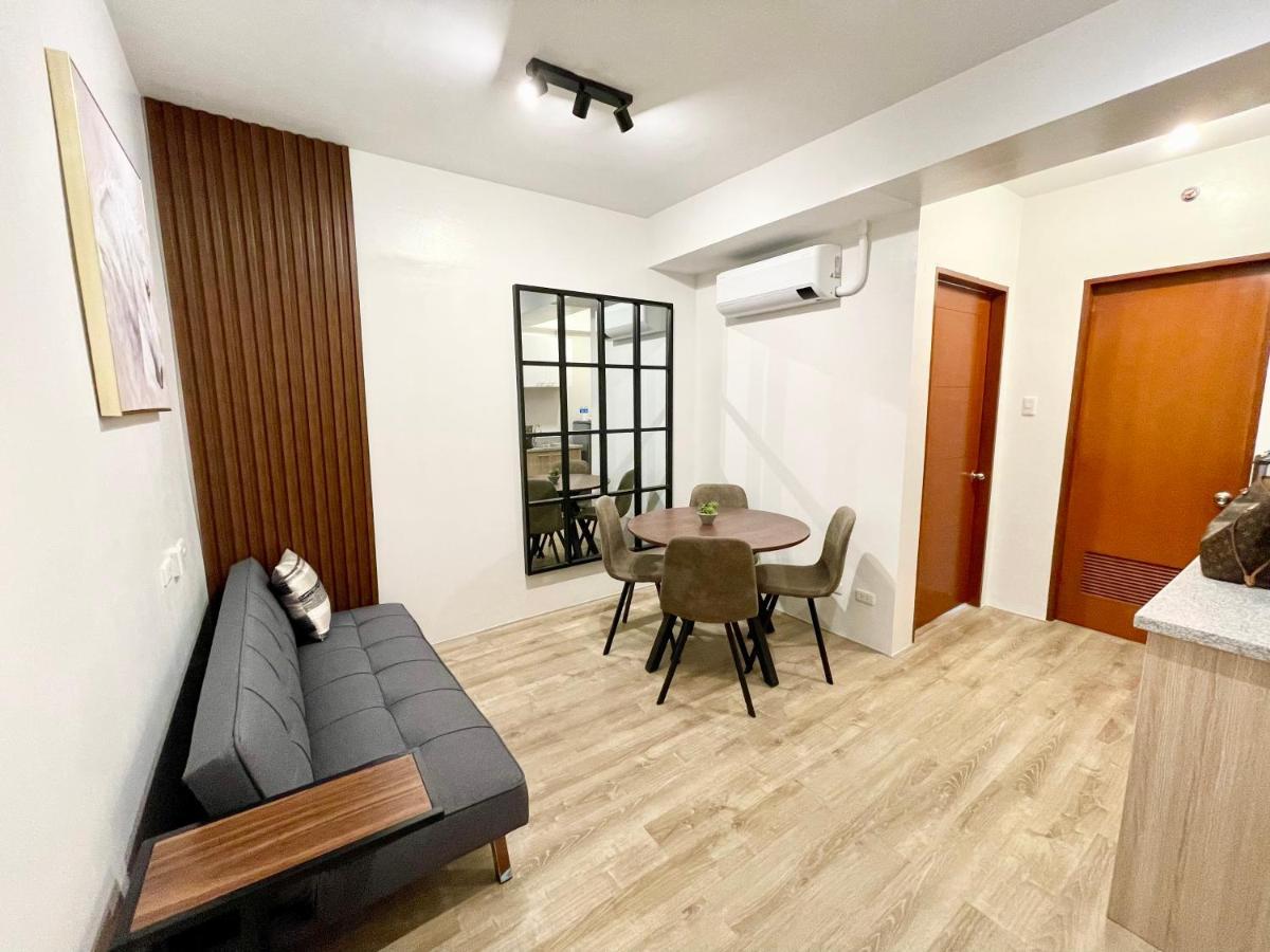 One Bedroom In *